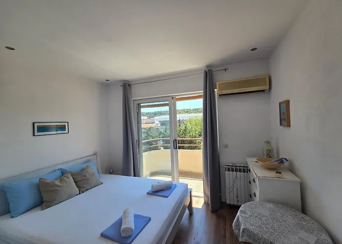Mak Makarska