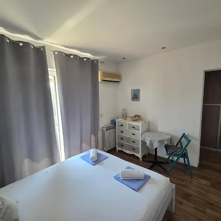 Apartment Mak
